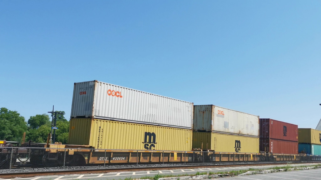 DTTX 400654 (Triple Well Car Altogther)